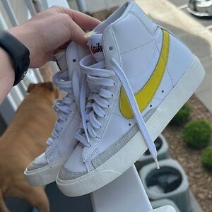 Nike Women's Blazers White and Yellow High-Top Sneakers